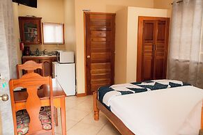 Hummingbird Estate Cabanas