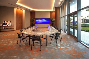 Oceanview Condo with Pool & Relaxation