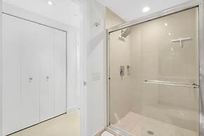 Oceanview Condo with Pool & Relaxation