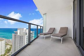 Oceanview Condo with Pool & Relaxation