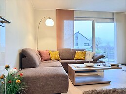 Comfort 2 bedrooms Apt w balcony&parking