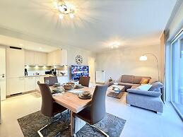 Comfort 2 bedrooms Apt w balcony&parking