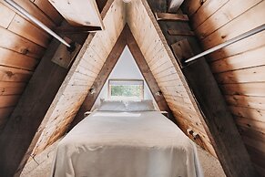 Room-mt Baker Apt, Pets OK, Wifi and AC