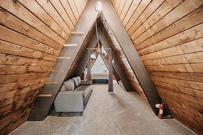 Room-mt Baker Apt, Pets OK, Wifi and AC