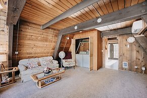 Room-mt Baker Apt, Pets OK, Wifi and AC