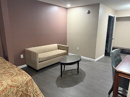 Magnolia Bay Hotel & Suites