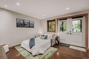 Ensuite 08 - A Newly Remodeled Studio - A Perfect Romantic Getaway