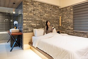 From H Maru Hotel Pocheon