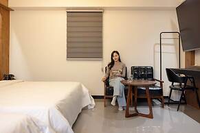 From H Maru Hotel Pocheon