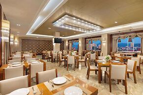 Hawthorn by Wyndham Dehong Mangshi