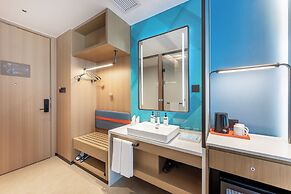 Holiday Inn Express Haikou Xiuying Port by IHG