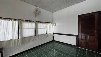 Kawarin Saiyai Cottage and Lake