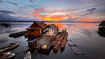 Kawarin Saiyai Cottage and Lake