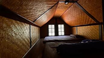 Kawarin Saiyai Cottage and Lake