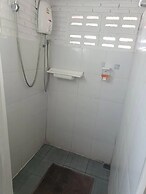 Kawarin Saiyai Cottage and Lake