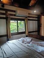 Kawarin Saiyai Cottage and Lake