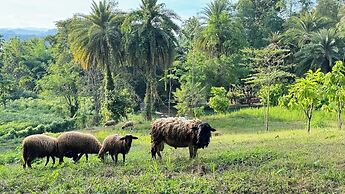 Kawarin Saiyai Cottage and Lake
