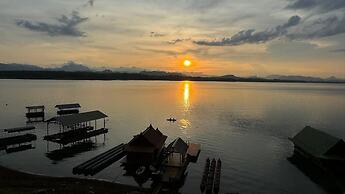 Kawarin Saiyai Cottage and Lake
