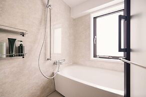 BASE LAYER HOTEL NAGOYA