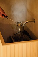 BASE LAYER HOTEL NAGOYA