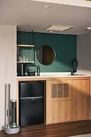 BASE LAYER HOTEL NAGOYA