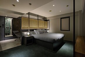 BASE LAYER HOTEL NAGOYA