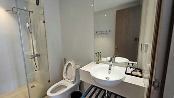 Angela House Ha Long