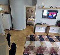 APART FANTÁSTICO - HAKKA EVENTOS E METRÔ