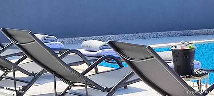 Nice Apartment With Terrace and Swimming Pool