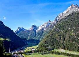 Superior Chalet mit 4 Schlafzimmern & Wellness
