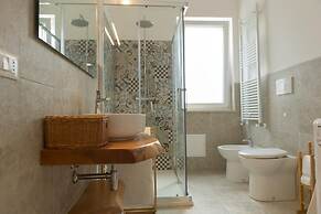 Villa dei Monti With Pool Near Cisternino