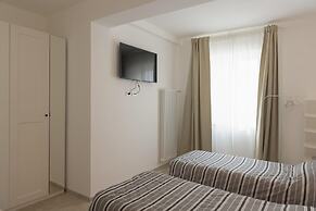 Villa dei Monti With Pool Near Cisternino