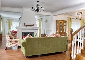 Winchester Little England