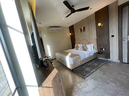 HOTEL HRISHIKESH HIGH