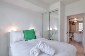 Rivetstays - The Harbour View