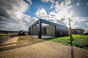 Modern Maison Near Somme-leuze