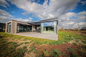 Modern Maison Near Somme-leuze