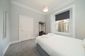 Lochside Apartment C