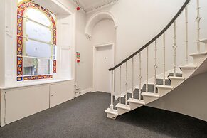 Lochside Apartment B