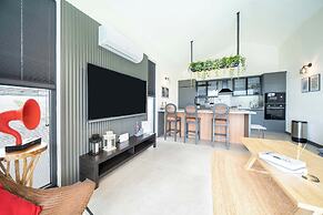 Villa Oxy & Seaview & Private Pool & Indoor Heated Pool