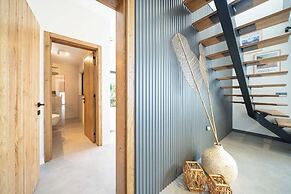 Villa Oxy & Seaview & Private Pool & Indoor Heated Pool