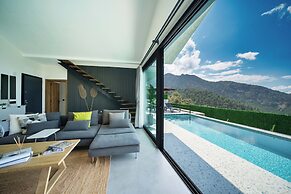 Villa Oxy & Seaview & Private Pool & Indoor Heated Pool