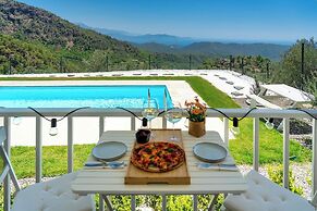 The Box House & Seaview & Private Pool
