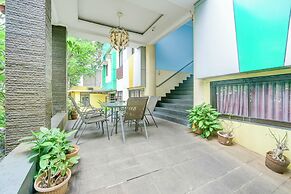 Hotel O Tebet Near Tebet Station Formerly Sabda Guest House