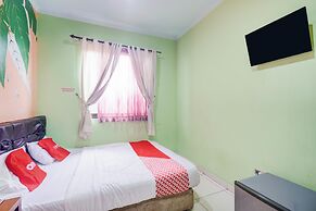 Hotel O Tebet Near Tebet Station Formerly Sabda Guest House