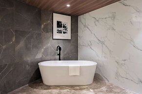 Radisson Resort Khopoli