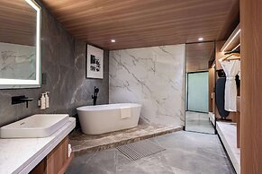 Radisson Resort Khopoli