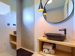 Holiday House with Pool Casa Lavanda