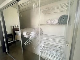 Beautiful Spacious Loft 2 Bedrooms 2 Full Baths 2 car Garage in Downto