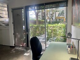 Beautiful Spacious Loft 2 Bedrooms 2 Full Baths 2 car Garage in Downto